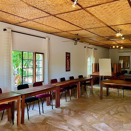 Tambuti Lodge ルンドゥ エクステリア 写真