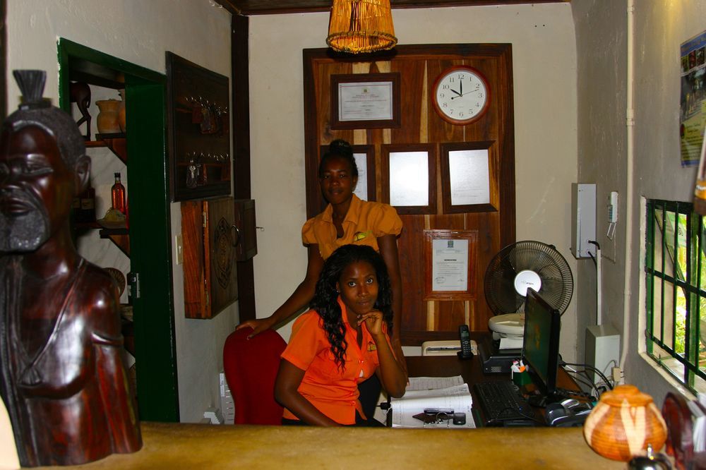 Tambuti Lodge ルンドゥ エクステリア 写真