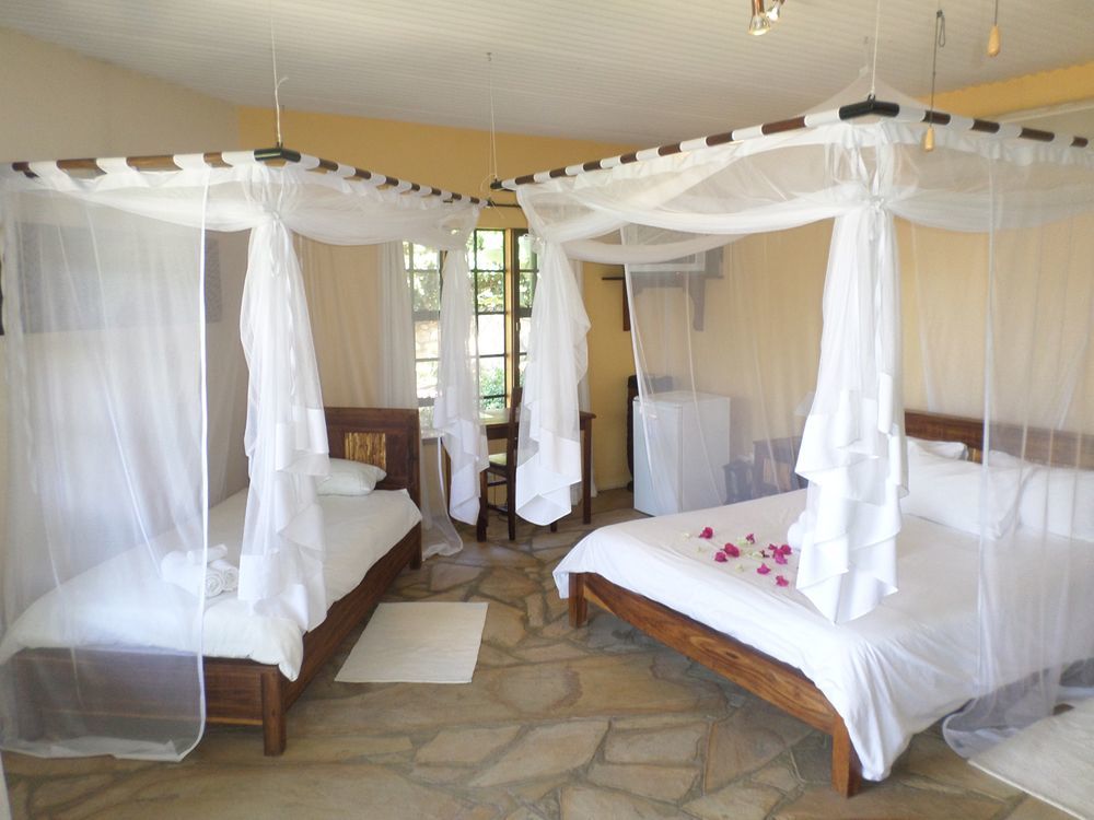 Tambuti Lodge ルンドゥ エクステリア 写真